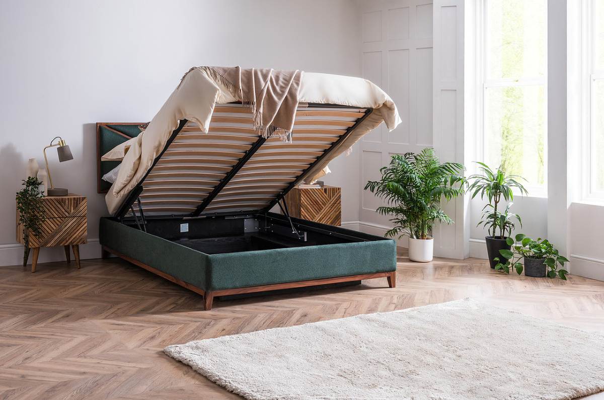 Ottoman bed